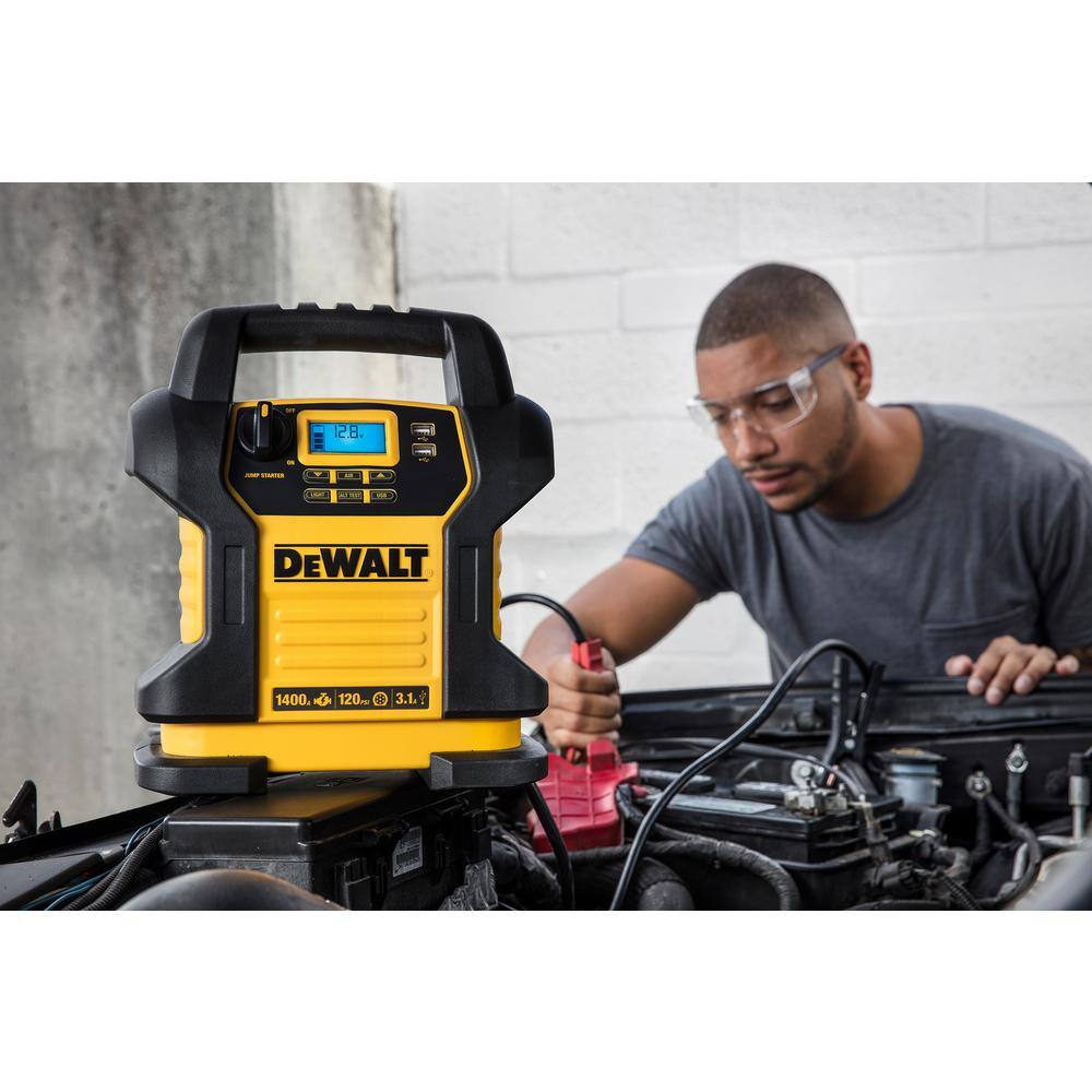 1400 Peak Amp Portable Car Jump Starter with Digital Compressor - Image 6