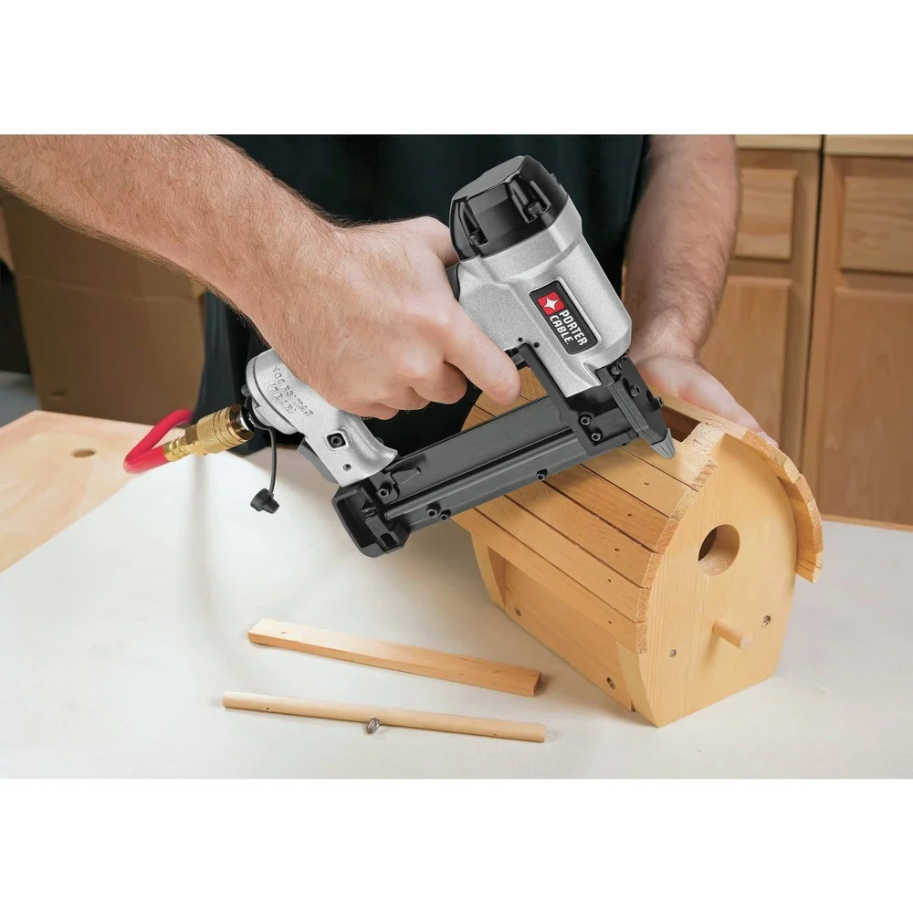 Restored Porter-Cable PCFP3KITR 3-Piece Nailer and 0.8 HP 6 Gallon Oil-Free Pancake Air Compressor Combo Kit (Refurbished) - Image 9