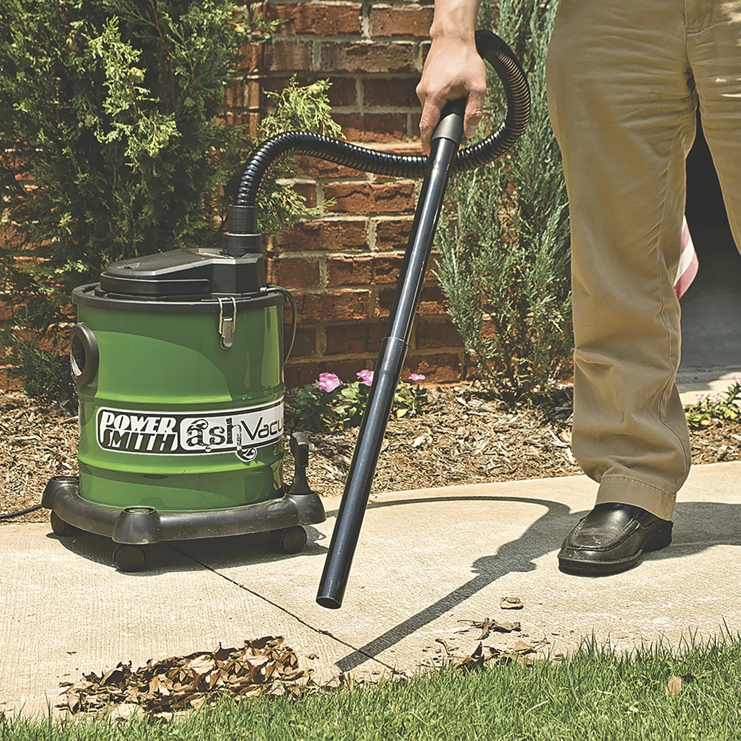 PowerSmith PAVC101 10-Amp 3-Gal. Ash Vacuum - Image 4