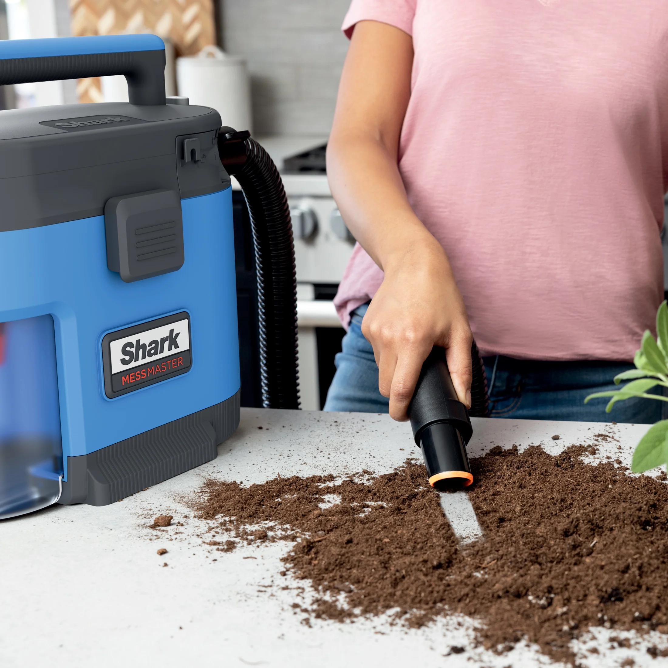 Shark MessMaster Portable Wet and Dry Vacuum for Home, Shop, Garage, 1 Gallon, Corded - Image 14