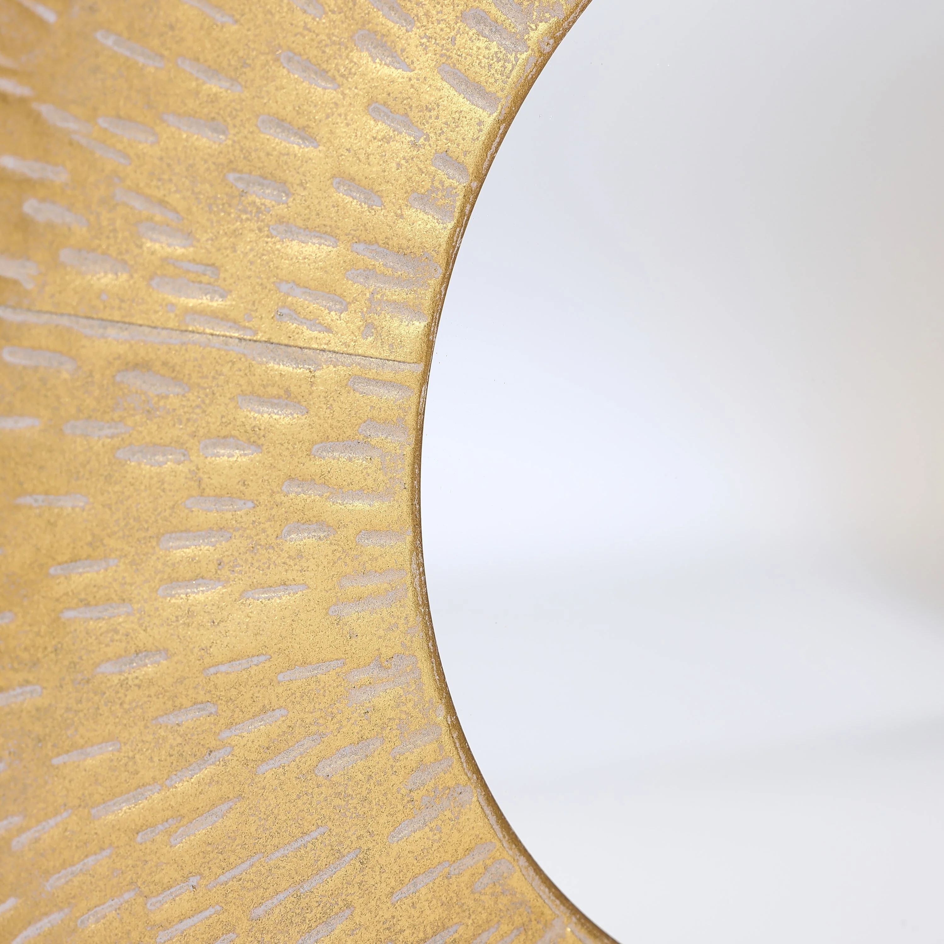 3-Piece Gold Metal Round Wall Mirror Set, 22.25" Diameter x 2.36" Deep, Decorative Wall Mirrors - Image 9