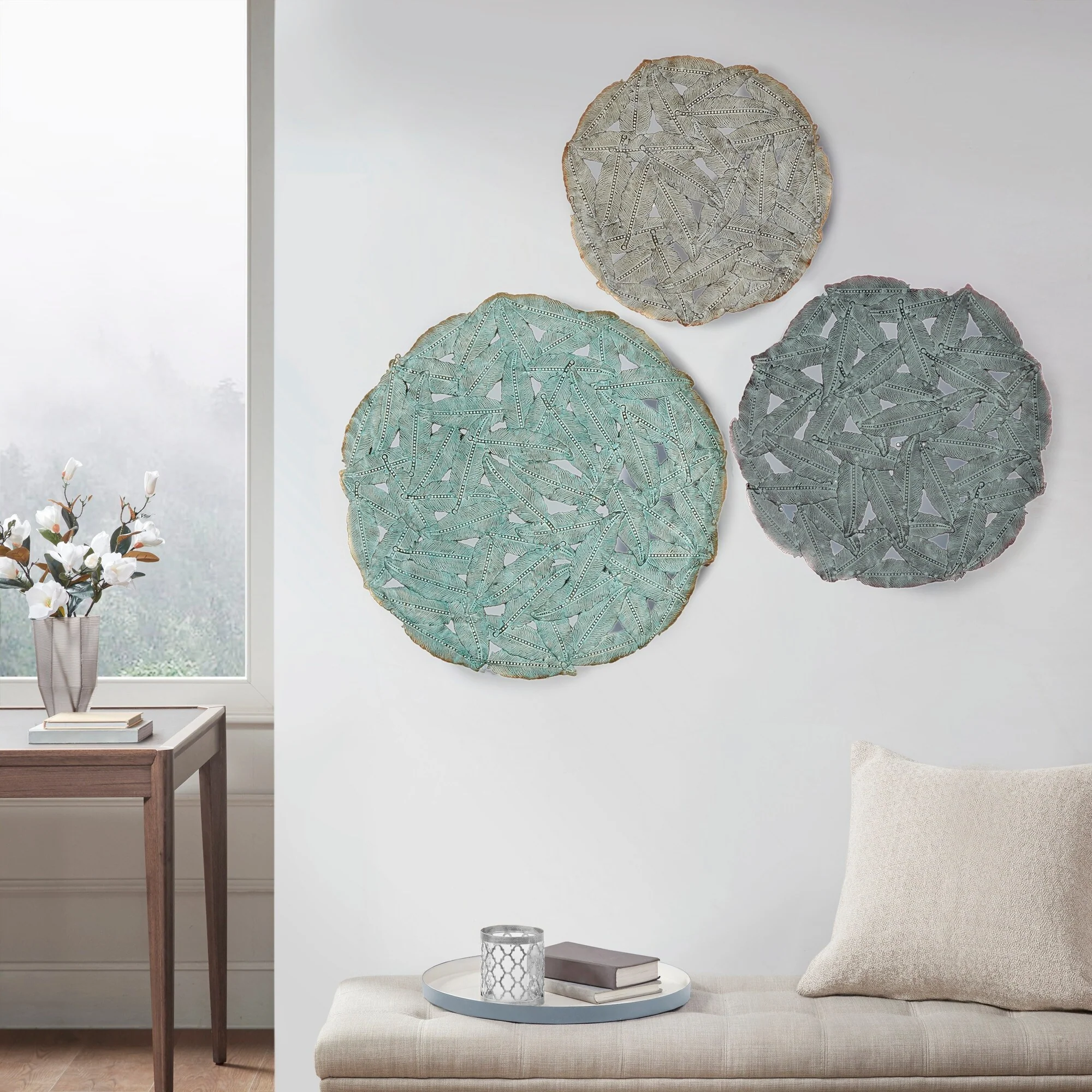 Textured Feather 3-Piece Metal Disc Wall Decor Set, Decorative Wall Art for Home - Image 4