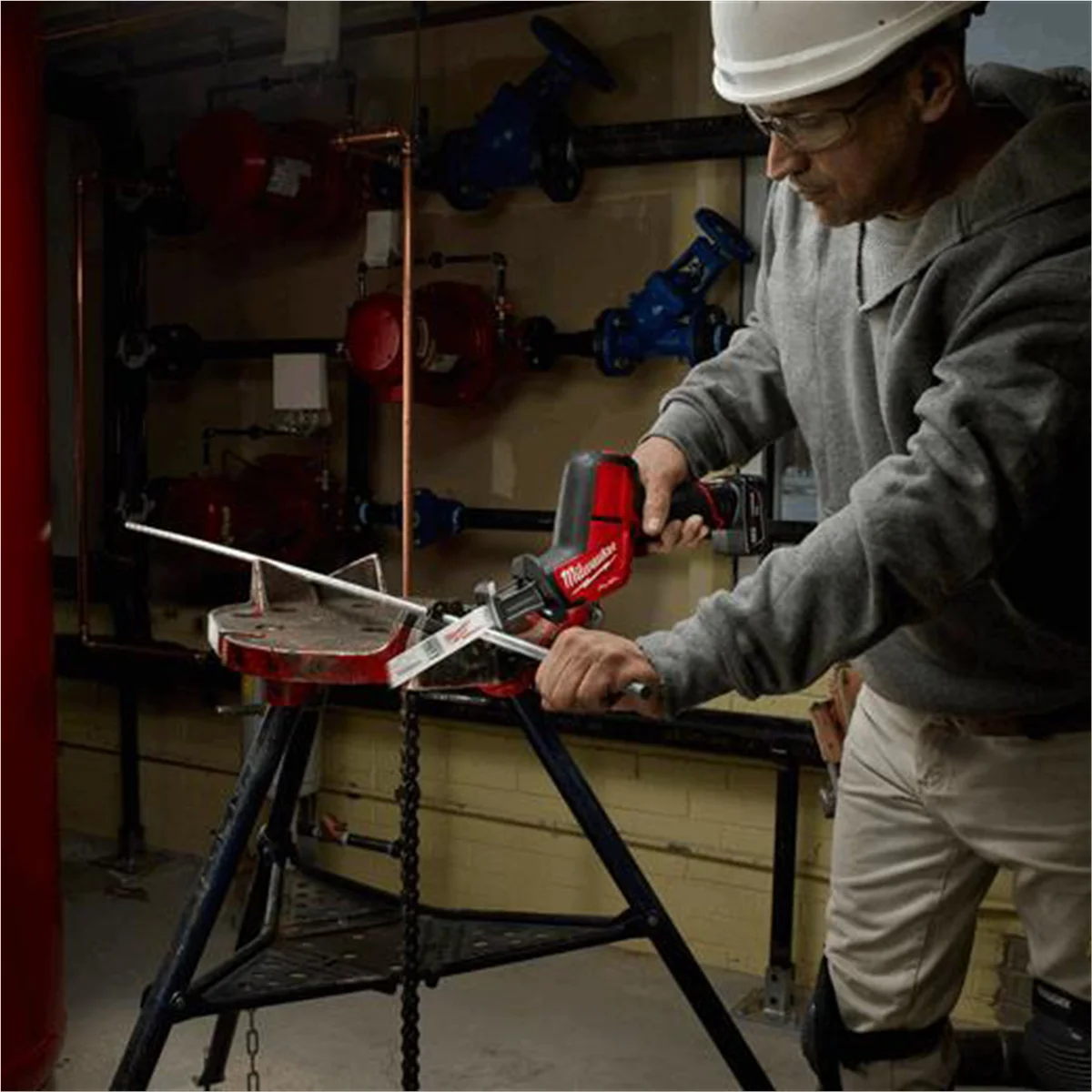 Milwaukee 2520-21XC M12 FUEL HACKZALL Reciprocating Saw Kit - Image 7